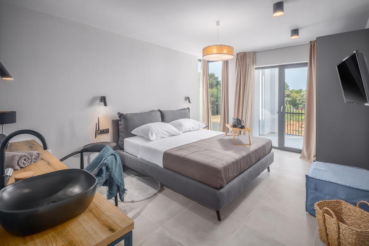 Grota Villa *